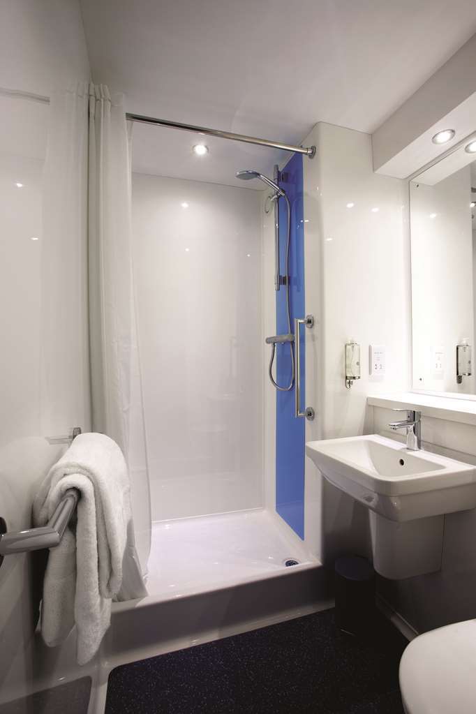 Travelodge Preston Central Værelse billede